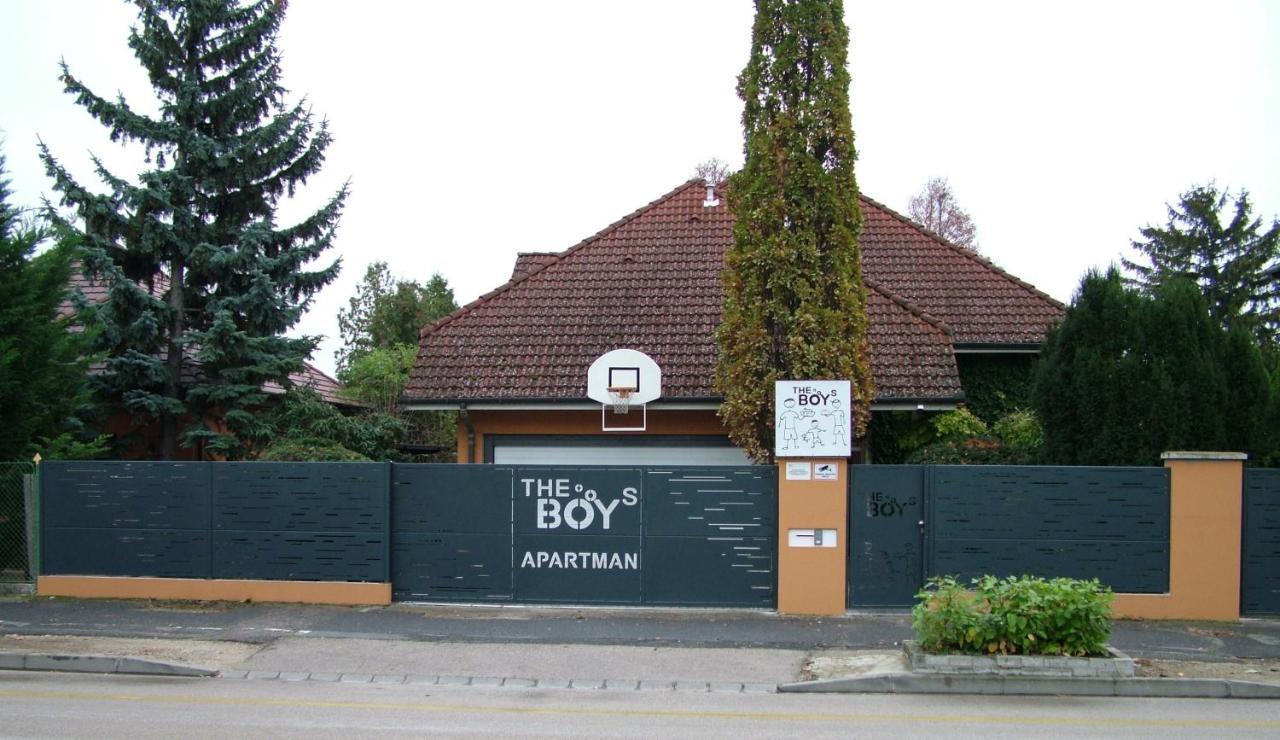 The Boys Apartman Шиофок Экстерьер фото