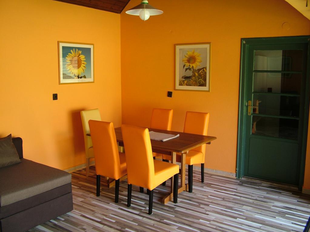 The Boys Apartman Шиофок Экстерьер фото